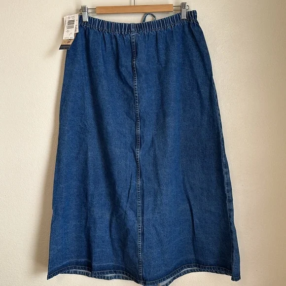 Sag Harbor Denim Skirt - Picture 5 of 8